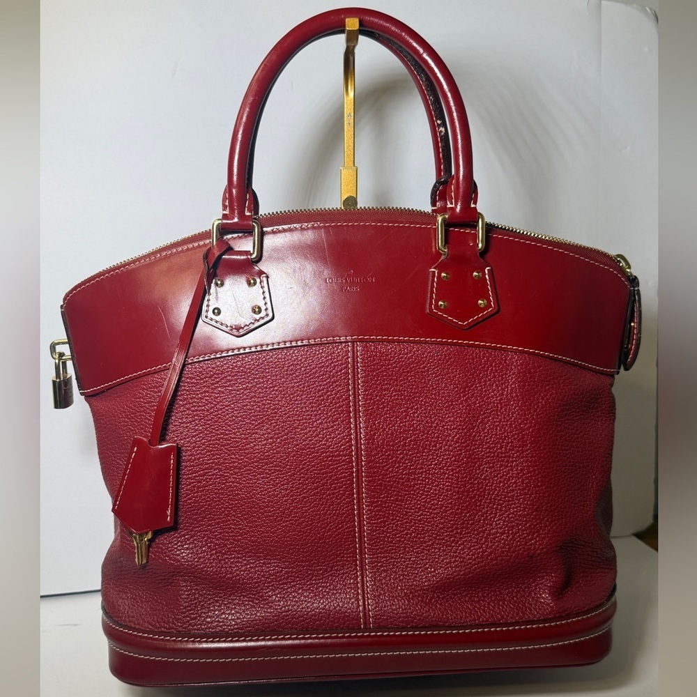 Louis Vuitton Suhali Lockit Handbag Leather MM